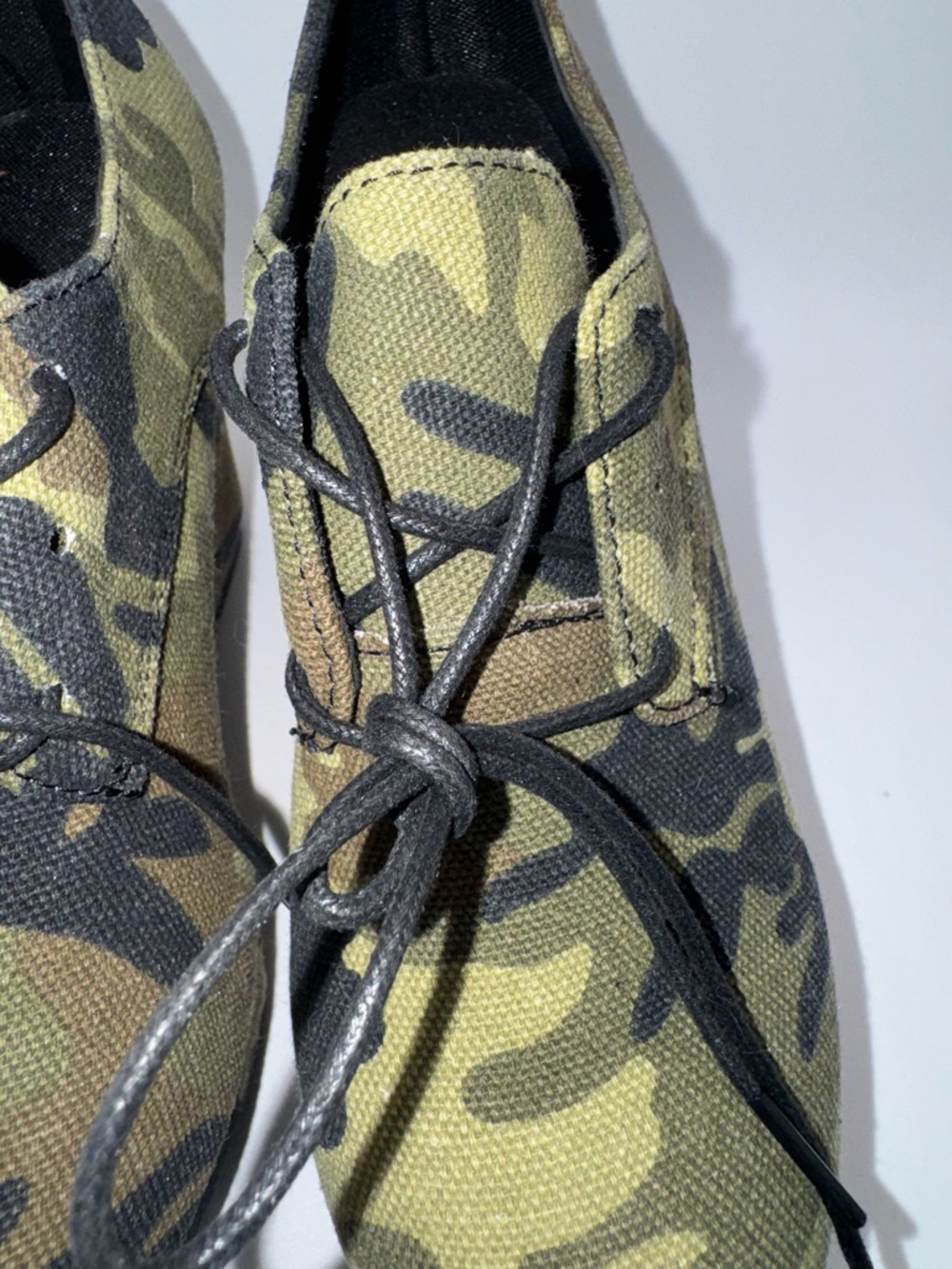 SHEIN Camo Platform Wedge Shoes Size 7 Fits 6.5 Chunky Lace Up Army Print Y2K - Picture 9 of 14
